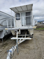 2005 Catamaran Cruiser Vagabond Houseboat