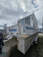2005 Catamaran Cruiser Vagabond Houseboat