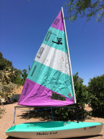 Holder 12 Sailboat
