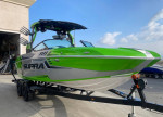 2018 Supra SA 550 Fiberglass Boat
