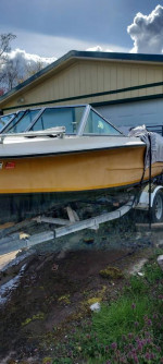 1977 Beachcraft w/trailer