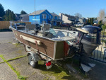 🔥🔥 16 foot Duroboat with Motor