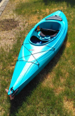 Kayak 9 foot 8 inches with paddle