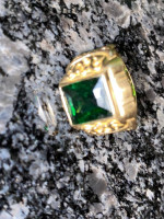 Emerald & Cz 10K Yellow Gold Mens Ring. | 7.2 Grams