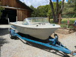 1967 17ft Fishing / Ski Boat - Great Family Boat !