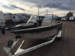 18 FT Aluminum 2001 Crestliner Super Hawk