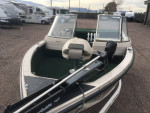 18 FT Aluminum 2001 Crestliner Super Hawk