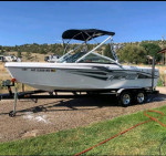 2012 Epic 21v Surf Boat * low hours
