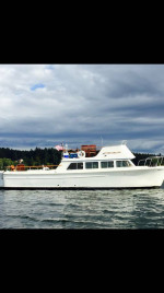 36’ Roberts Fishing Cruising Boat