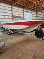 1975 18ft Apollo Boat