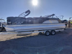 2016 Avalon Ambassador 2785 Rear-J-Lounge w/300hp