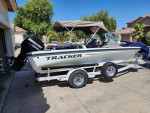 Tracker tundra V18 .HULL ALL ALUMINUM