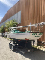 Sailboat - 1978 Pacific Dolphin - 24'