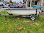 1988 - 15' Livingston trihull w/ trailer