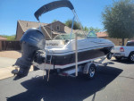 2015 Hurricane 187 Sundeck OB Deckboat