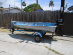 Aluminum fishing boat