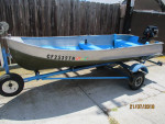 Aluminum fishing boat