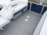 20' pontoon boat