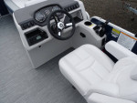 20' pontoon boat