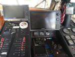 "VIRTUALLY NEW" 1986 38 ft. Bayliner 3870