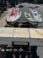 Yamaha 650 and 700 cc jetskis with Trailer