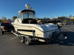 2006 Seaswirl Striper 2301WA Alaskan Hardtop