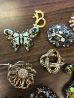 VINTAGE PINS