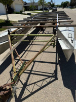 Pontoon boat hull