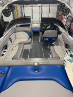 2013 Supreme V226 Surf Boat *LOW HOURS*