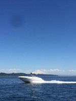 Maxum 2300 Cuddy Cabin