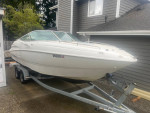 Maxum 2300 Cuddy Cabin
