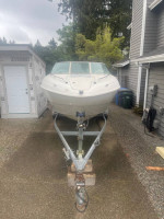 Maxum 2300 Cuddy Cabin