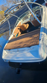 Searay 210 V8 upolstery is a ten