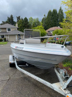 Campion center console fishing boat