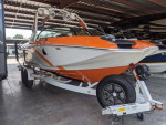 450hp Fiberglass swim deck boat
