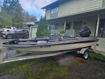 16' Bass Fishing Boat with 120hp Mercury and MinnKota 70lb