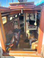 35' Sailboat