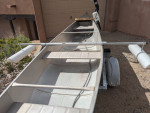 1985 17' Grumman Eagle Aluminum Canoe with accessories
