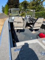 17’ smokercraft magnum