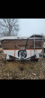 Not sure what year crestliner