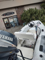 2002 9' Inflatable Hardbottom Ctr con w/ 25hp Yamaha