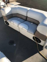PONTOON BOAT