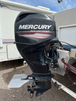 20’ pontoon boat