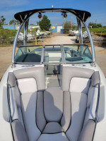 2009 Centurion yww-ski boat W / trailer
