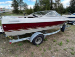 1997 19’ Maxum Boat