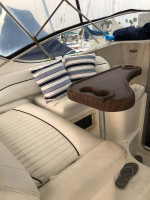 1998 Bayliner Cierra 2855 Cabin on the water