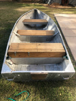 12" aluminum Boat and trolling motor