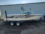 2021 Epic 21v Surf boat *low hours