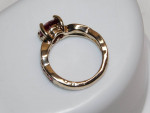 LADIES ORNATE RED TOPAZ SIZE 6 COSTUME JEWELRY RING