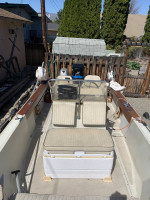 Classic 1985 Boston Whaler Outrage 18'